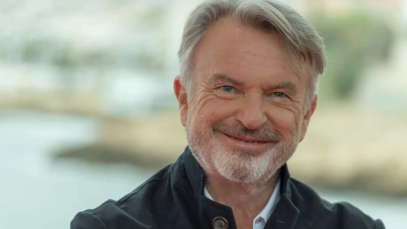 Sam Neill faleceu. - Foto: Luis Javier Villalba/Shutterstock